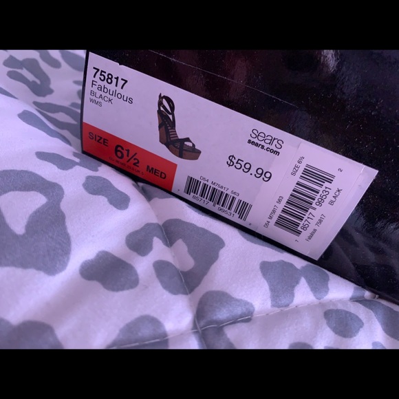 Kardashian Kollection wedges - Picture 7 of 7